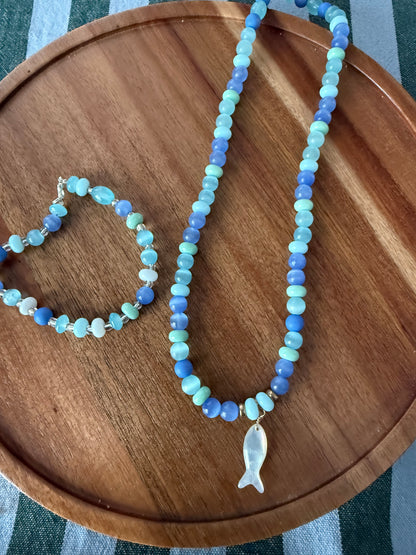 Fishy - Green & Blue Pearl Fish Charm Set