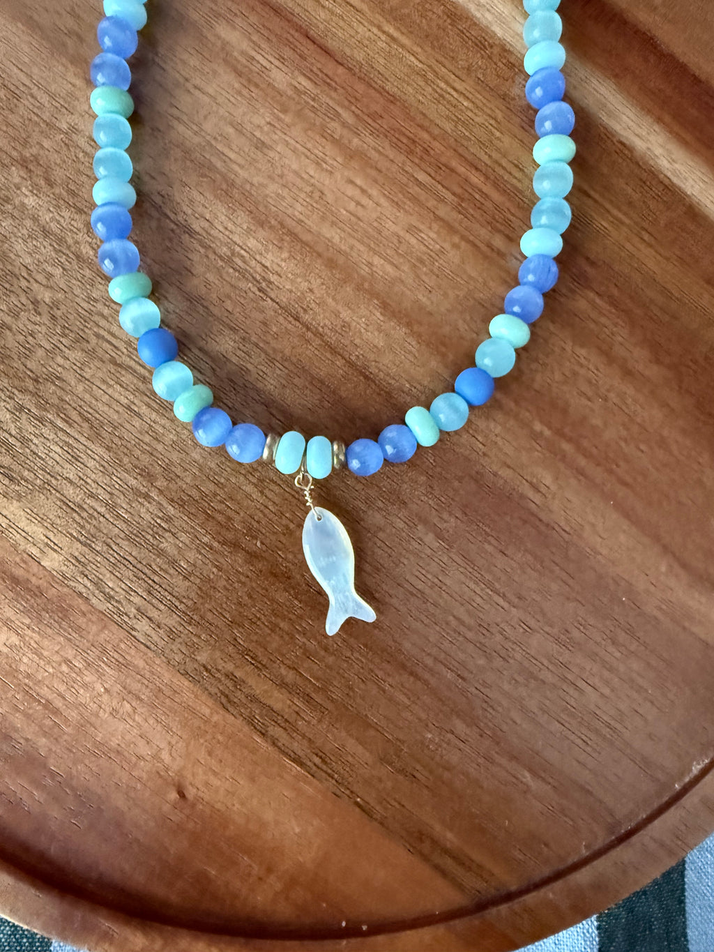 Fishy - Green & Blue Pearl Fish Charm Set