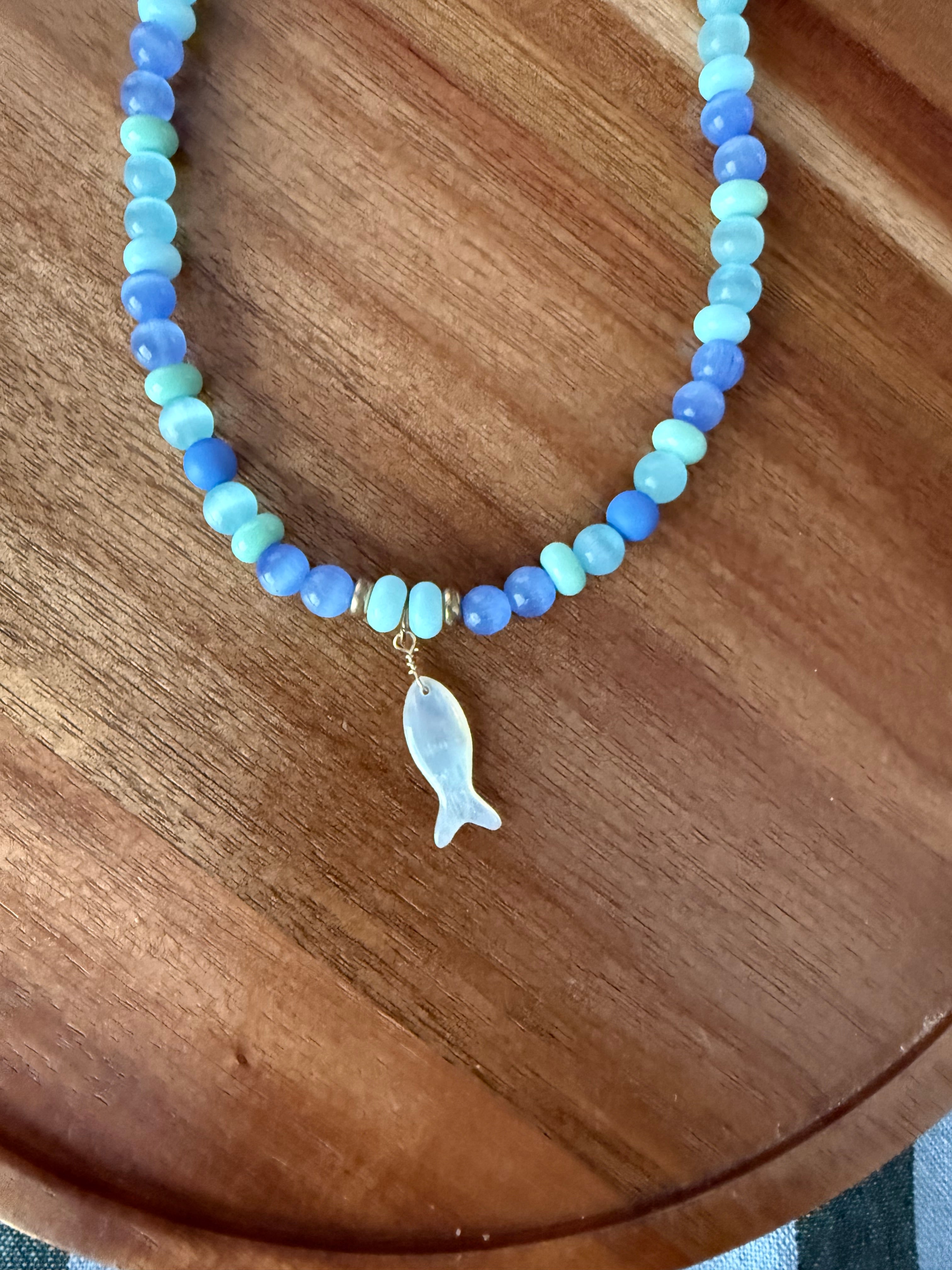 Fishy - Green & Blue Pearl Fish Charm Set