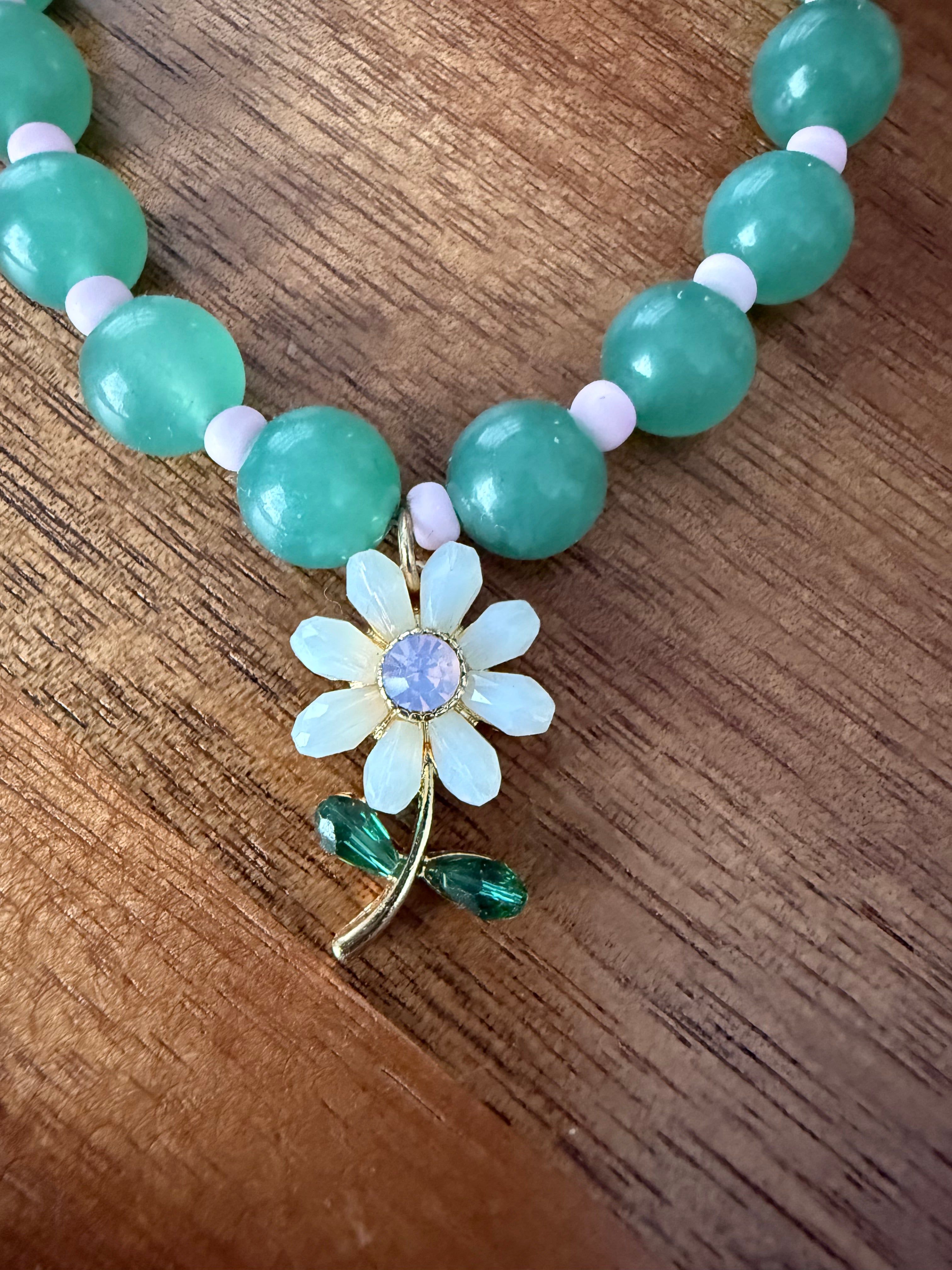 Daisy - Green & Pink Beaded Necklace