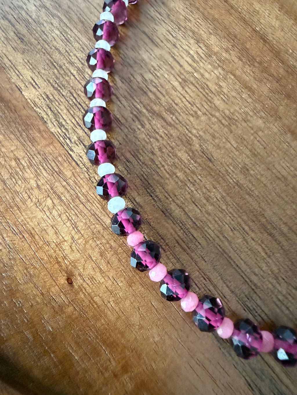 Pinky - Fuchsia Necklace
